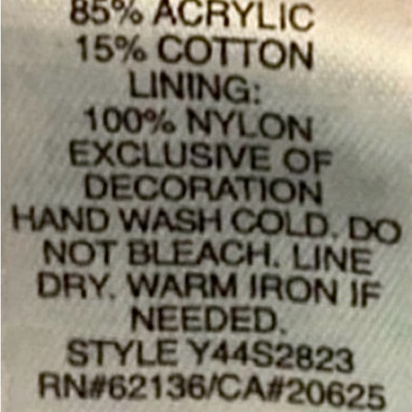 Guess authentic Pink tweed coat with detachable faux fur collar. Size M. - Picture 3 of 3